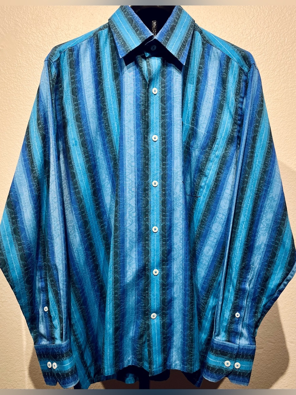 Vintage Globus Blue Multi-Stripe Button-Down Shirt - Size M (Men’s)